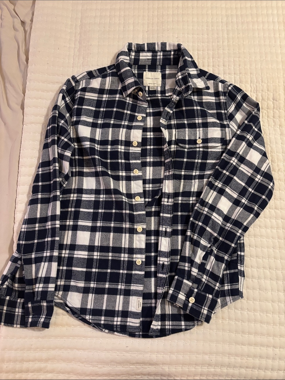 American Eagle Outfitters Plaid Button-Up Shirt